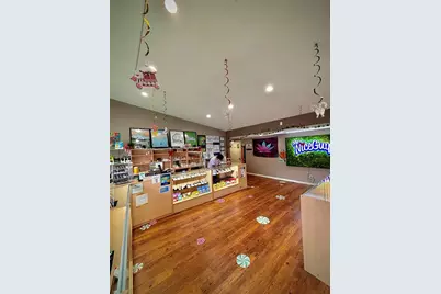 [Address not provided], Portland, OR 97266 - Photo 3