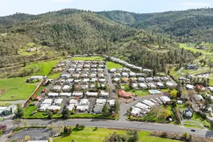 3955 S Stage Rd, Medford, OR 97501 - Photo 29