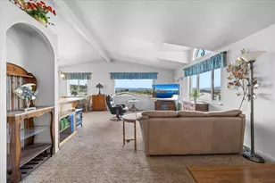 3955 S Stage Rd, Medford, OR 97501 - Photo 9