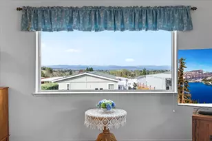 3955 S Stage Rd, Medford, OR 97501 - Photo 11