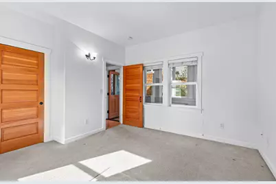 2299 Siskiyou Boulevard, Ashland, OR 97520 - Photo 13