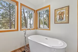 61250 15th St, Bend, OR 97702 - Photo 35