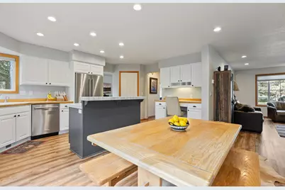 61250 15th Street, Bend, OR 97702 - Photo 19