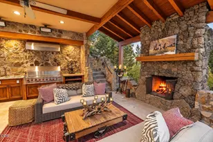 23021 Brushline Ct, Bend, OR 97701 - Photo 21