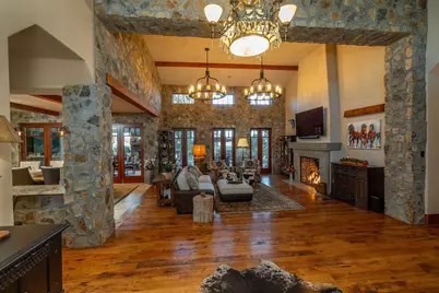 23021 Brushline Court, Bend, OR 97701 - Photo 7
