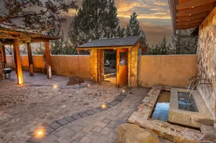 23021 Brushline Ct, Bend, OR 97701 - Photo 35