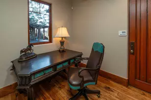 23021 Brushline Ct, Bend, OR 97701 - Photo 35