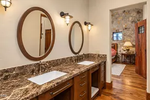 23021 Brushline Ct, Bend, OR 97701 - Photo 39