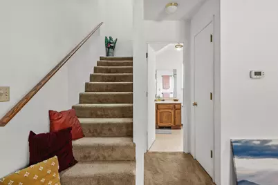 47 SW Eastern Avenue #APT 8, Grants Pass, OR 97526 - Photo 17