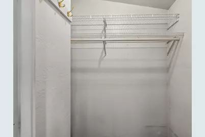 47 SW Eastern Avenue #APT 8, Grants Pass, OR 97526 - Photo 23