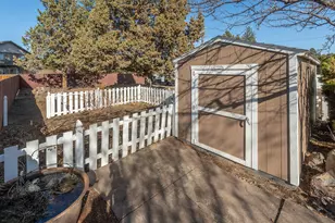 61197 Cottonwood Dr, Bend, OR 97702 - Photo 31