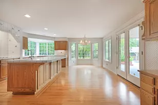 1345 NE 9th St, Grants Pass, OR 97526 - Photo 11