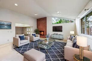 1345 NE 9th St, Grants Pass, OR 97526 - Photo 9