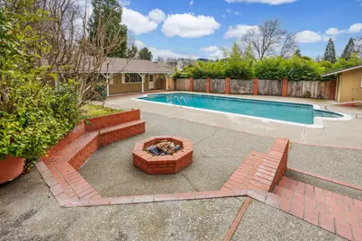 1345 NE 9th Street, Grants Pass, OR 97526 - Photo 57