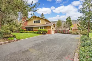 1345 NE 9th St, Grants Pass, OR 97526 - Photo 71