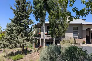 893 Highland View Loop, Redmond, OR 97756 - Photo 33
