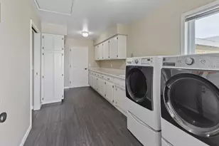 3320 Upper River Rd, Grants Pass, OR 97526 - Photo 29