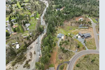 1266 Ellison Loop, Merlin, OR 97532 - Photo 39