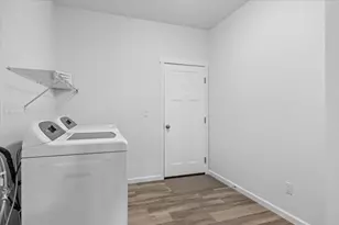 1266 Ellison Loop, Merlin, OR 97532 - Photo 33