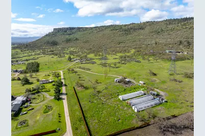 10695 Killdee Avenue, Central Point, OR 97502 - Photo 11