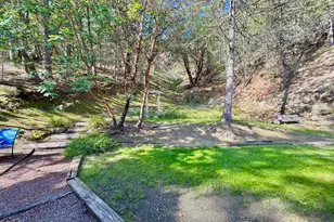 2805 Old Military Rd, Medford, OR 97502 - Photo 5