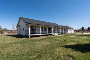 22540 Rickard Rd, Bend, OR 97702 - Photo 3