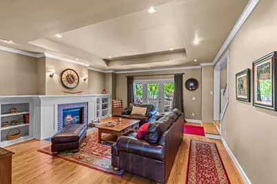 325 Jackson Creek Drive, Jacksonville, OR 97530 - Photo 9