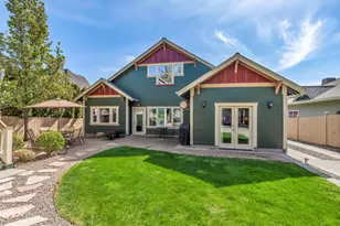 325 Jackson Creek Dr, Jacksonville, OR 97530 - Photo 35