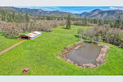 858 Missouri Flat Road, Grants Pass, OR 97527 - Photo 17