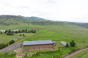 1620 Butler Creek Rd, Ashland, OR 97520 - Photo 5