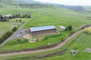 1620 Butler Creek Rd, Ashland, OR 97520 - Photo 41