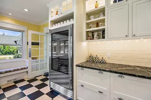 586 B St, Ashland, OR 97520 - Photo 17