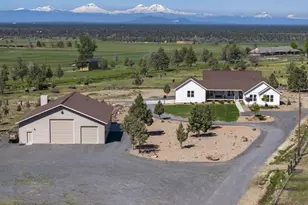 12512 S W Cornett Loop, Powell Butte, OR 97753 - Photo 3