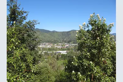 1129 NW Starlite Place, Grants Pass, OR 97526 - Photo 15