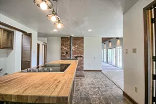 8264 Hwy 238, Jacksonville, OR 97530 - Photo 31