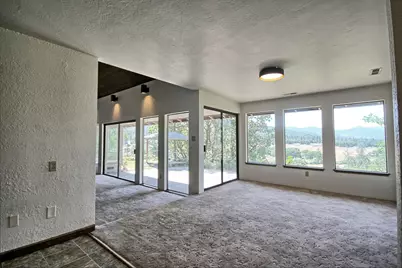 8264 Highway 238, Jacksonville, OR 97530 - Photo 25