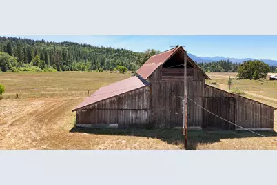 5005 Caves Highway, Cave Junction, OR 97523 - Photo 9