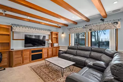 240 NE Scenic Drive, Grants Pass, OR 97526 - Photo 31