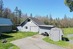 2970 Elk Ln, Grants Pass, OR 97527 - Photo 35