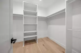 913 Granite Ridge Cir, Jacksonville, OR 97530 - Photo 33