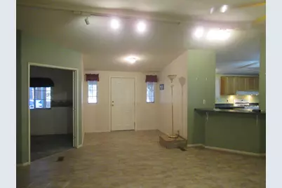 8909 Cedar Way, Klamath Falls, OR 97601 - Photo 7