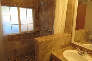 8909 Cedar Way, Klamath Falls, OR 97601 - Photo 15