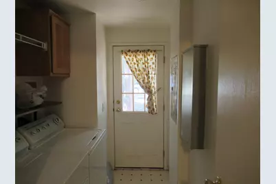 8909 Cedar Way, Klamath Falls, OR 97601 - Photo 27