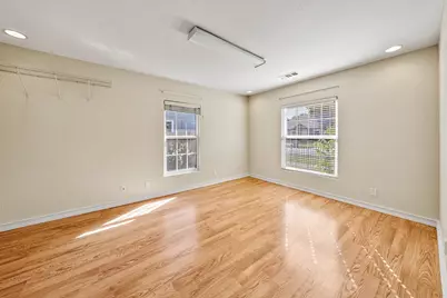 319 S Ivy Street, Medford, OR 97501 - Photo 11