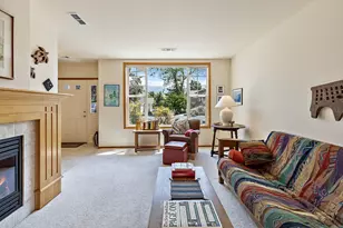 820 Satsuma Ct, Ashland, OR 97520 - Photo 7