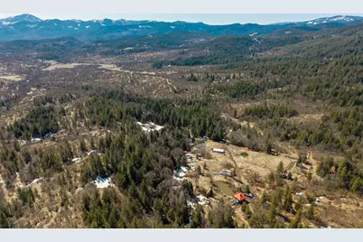 2000 Colestin Road, Ashland, OR 97520 - Photo 15