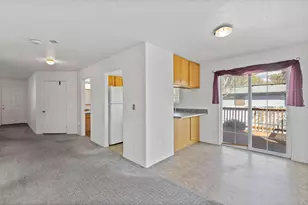 696 NW Pinkston Ct, Prineville, OR 97754 - Photo 5