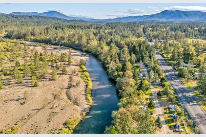 100 Burch Drive, Cave Junction, OR 97523 - Photo 5