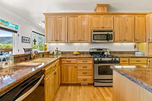 2229 SE Linden Ln, Grants Pass, OR 97527 - Photo 9