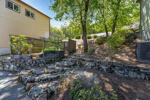 2229 SE Linden Ln, Grants Pass, OR 97527 - Photo 49